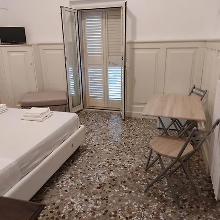 Alta Borghesia Monopoli